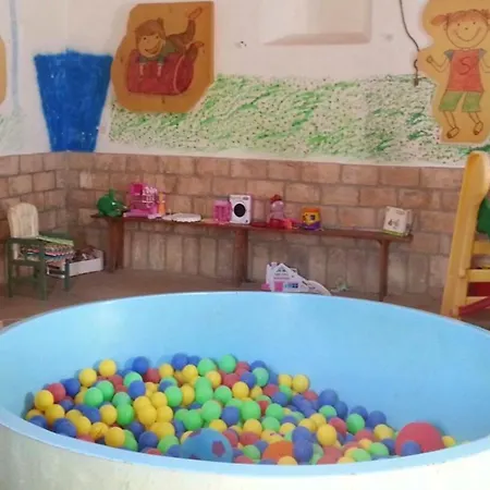 בית נופש Charming House In Estepa With Shared Pool. Lora de Estepa